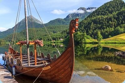 Langschiff Segelschiff Wikinger